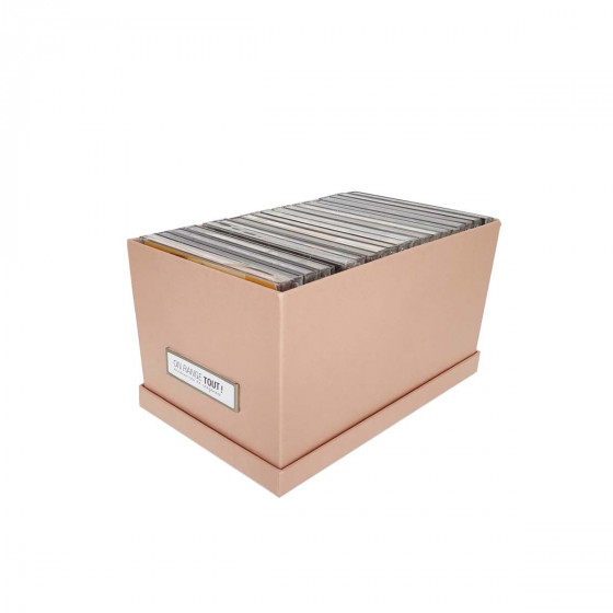Petite boîte de rangement en carton rose pastel