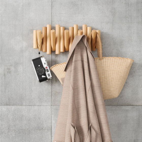 Porte-manteau mural en bois